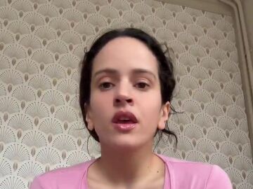 Rosal&iacute;a pide disculpas por sus palabras sobre Picasso: "No ten&iacute;a conciencia de casos reales de maltrato"