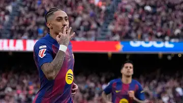 Raphinha celebra su hat-trick al Sevilla Raphinha celebra su hat-trick al Sevilla