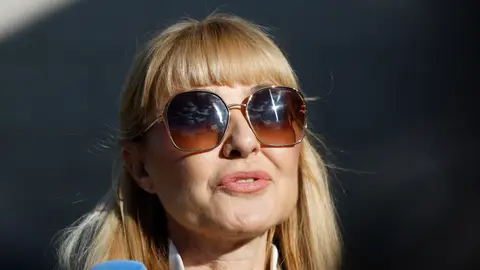 Cayetana Guillén Cuervo en el velatorio de Gemma Cuervo Cayetana Guillén Cuervo en el velatorio de Gemma Cuervo