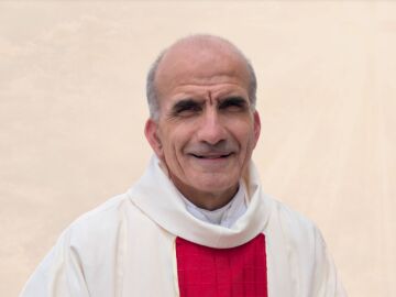 El sacerdote fallecido, Alfonso Avil&eacute;s P&eacute;rez