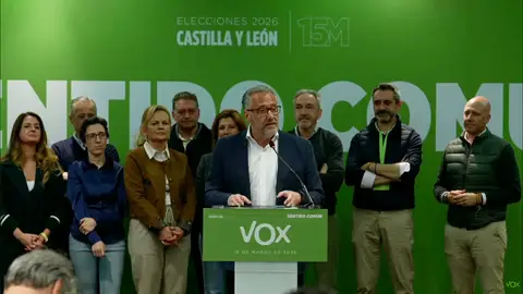 Carlos Pollán celebra los resultados en las elecciones de Castilla y León Carlos Pollán celebra los resultados en las elecciones de Castilla y León