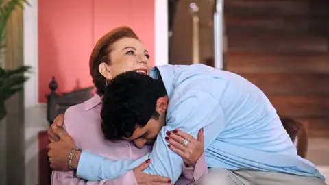 Ayla y Sinan Ayla y Sinan