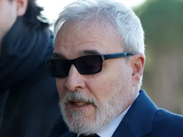 Fernando Guillén Cuervo se despide de su madre, Gemma Cuervo Fernando Guillén Cuervo se despide de su madre, Gemma Cuervo