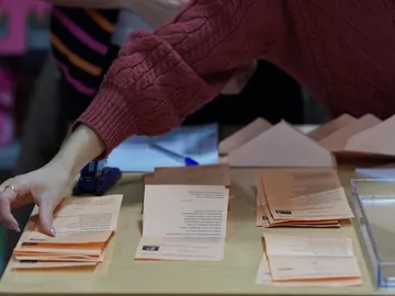 Papeletas de las elecciones de Castilla y León Papeletas de las elecciones de Castilla y León