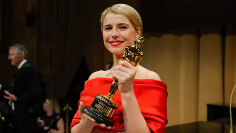 Jessie Buckley, Oscar Mejor Actriz por Hamnet Jessie Buckley, Oscar Mejor Actriz por Hamnet