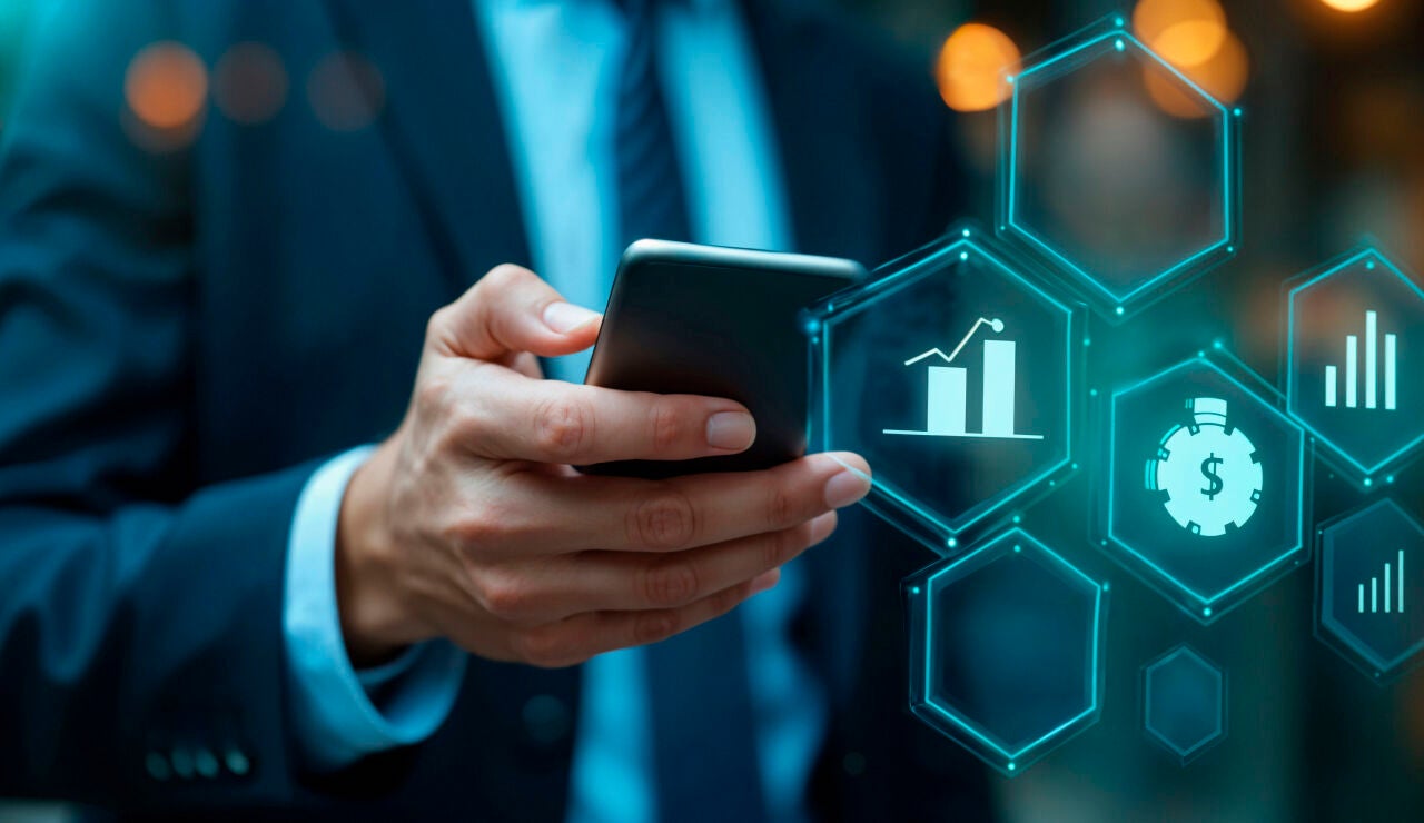 El peligro de los "finfluencers": el 63% de los j&oacute;venes invierte siguiendo a influencers sin formaci&oacute;n financiera