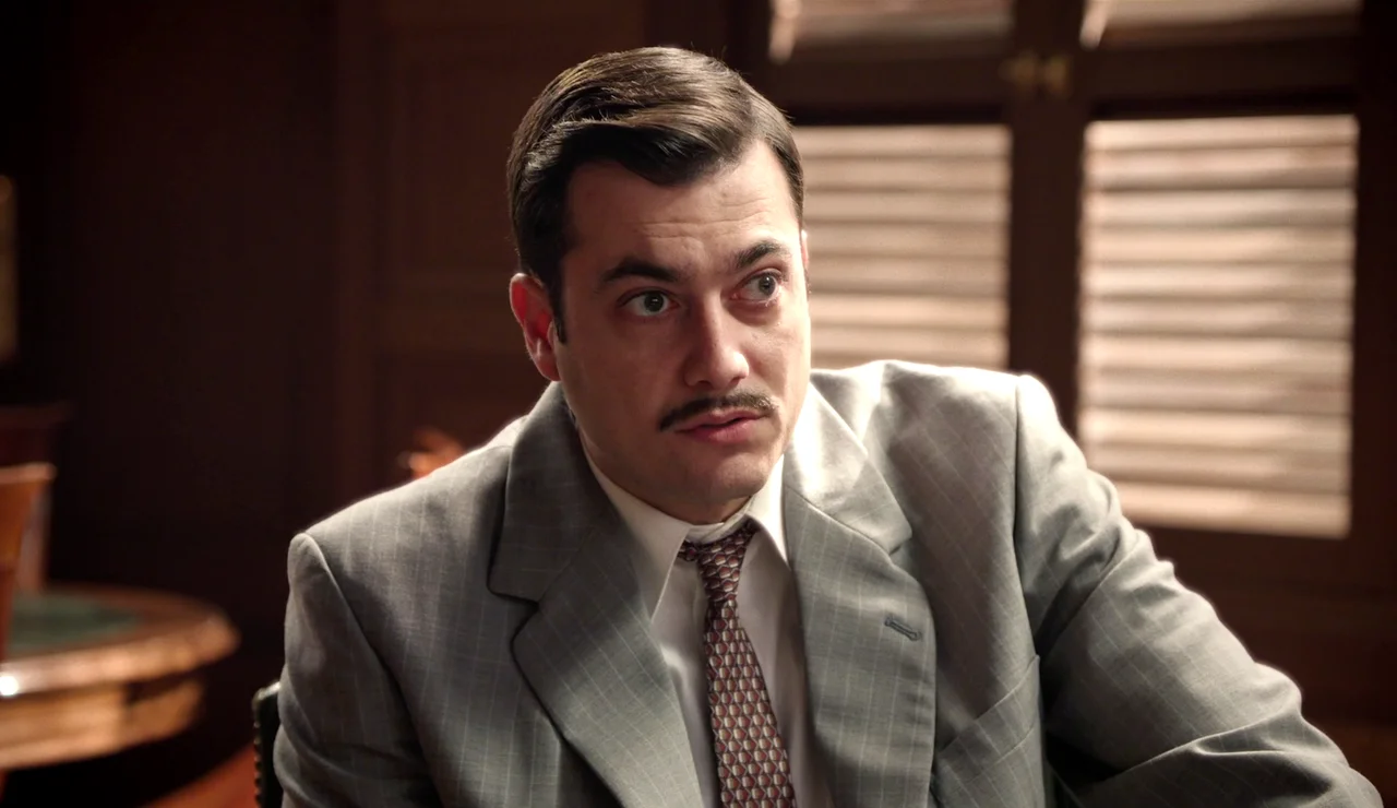 Tasio explota contra Gabriel por la desigualdad salarial femenina: “Eres un maldito déspota”