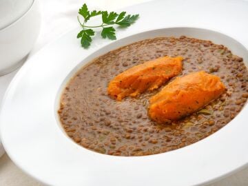 Karlos Argui&ntilde;ano: combate el cansancio con un buen plato de lentejas con boniato