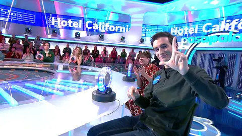 Roberto Leal alucina con el “pellizco” que Alejandro pone a su pleno en La Pista Roberto Leal alucina con el “pellizco” que Alejandro pone a su pleno en La Pista