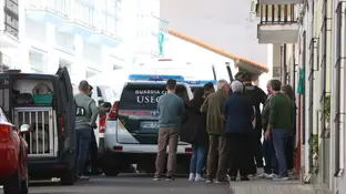 Agentes de la Guardia Civil en Hornachos, Badajoz. Agentes de la Guardia Civil en Hornachos, Badajoz.