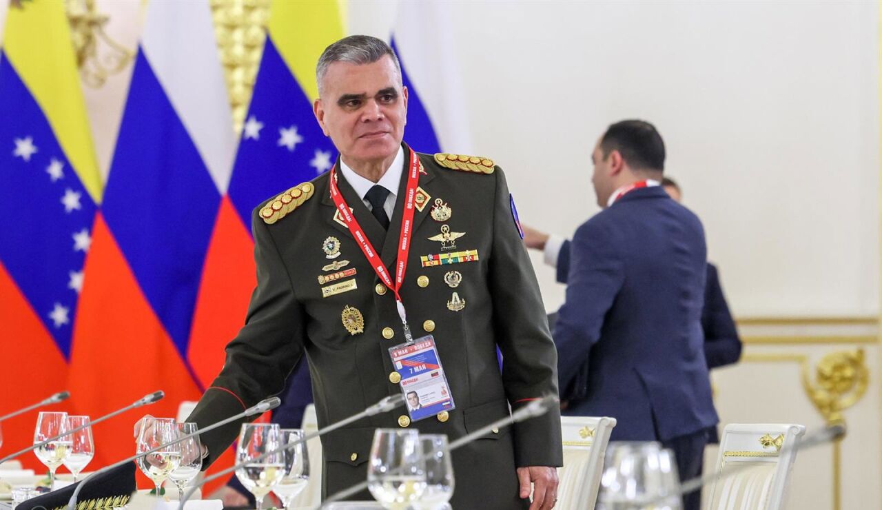 Delcy Rodr&iacute;guez destituye a Vladimir Padrino al frente del Ministerio de Defensa