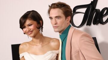 Zendaya y Robert Pattinson en el estreno de The Drama