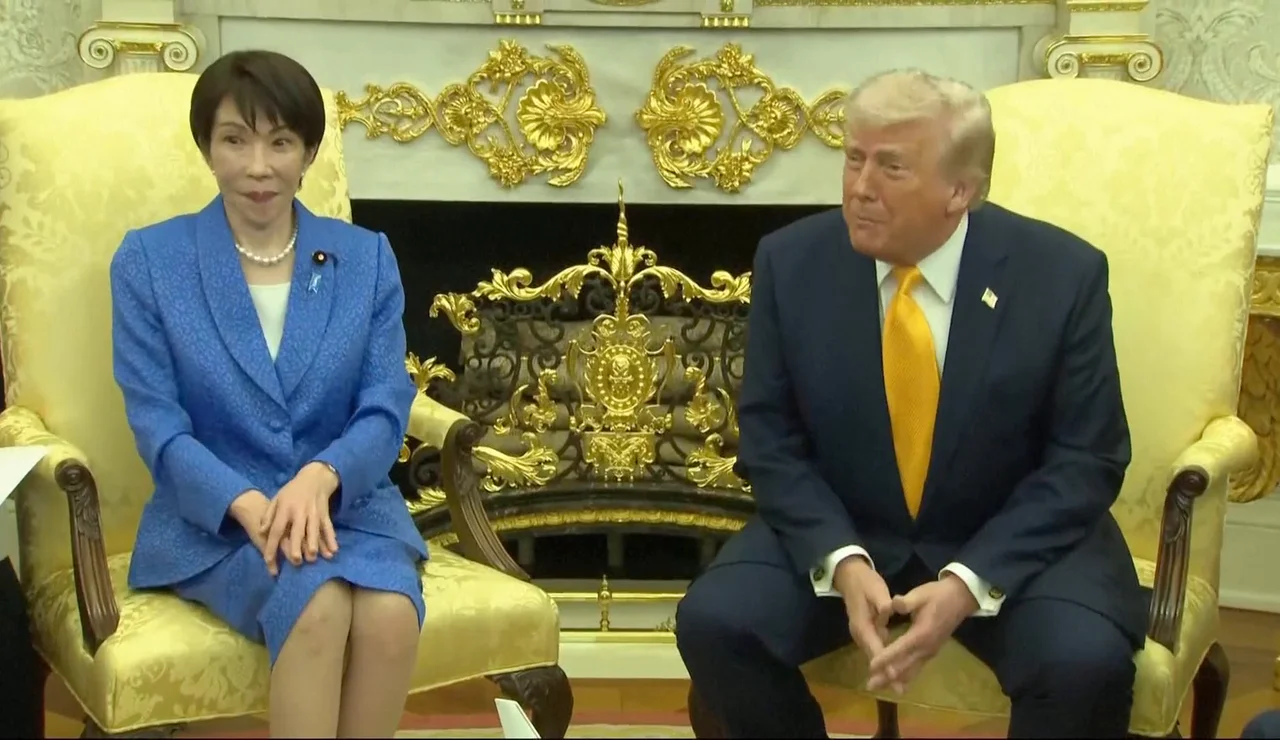 La primera ministra japonesa y Donald Trump