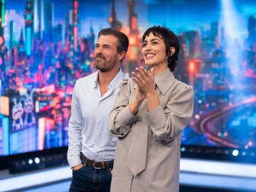Vuelve a ver la entrevista completa a Megan Montaner y Rodolfo Sancho en El Hormiguero