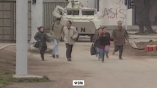 Italia investiga safaris humanos en Sarajevo: "Se pagaba por presa, es decir, una vez asesinados" Italia investiga safaris humanos en Sarajevo: "Se pagaba por presa, es decir, una vez asesinados"