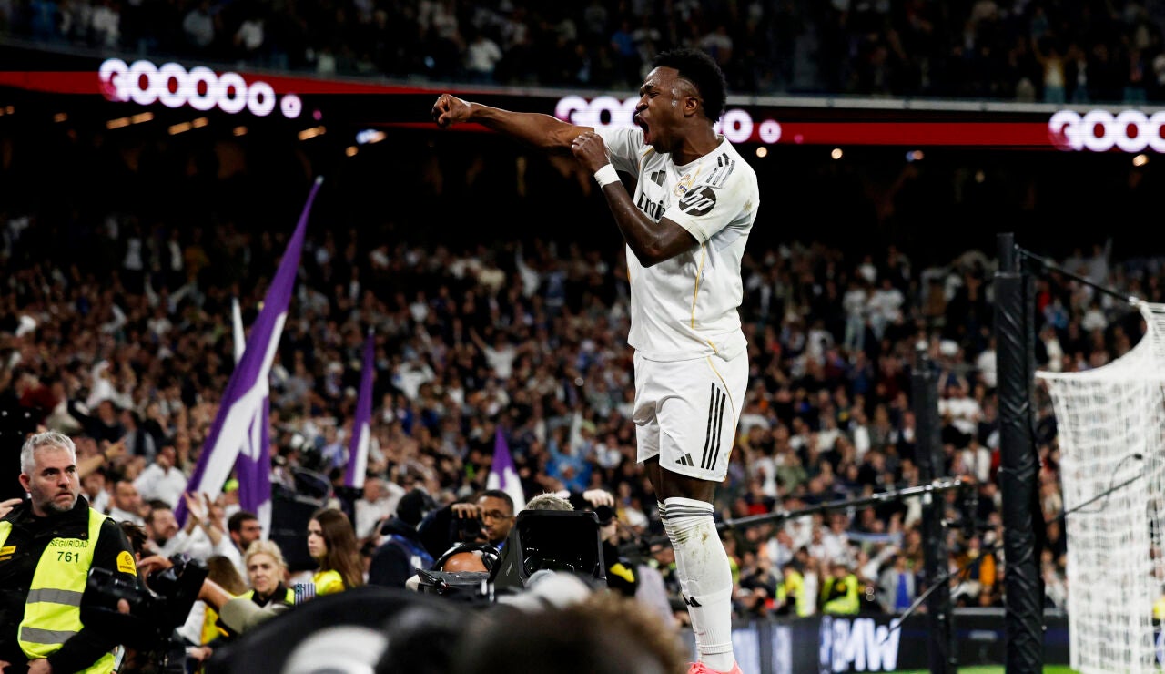 Vinicius celebra su doblete y el 3-2 al Atl&eacute;tico de Madrid