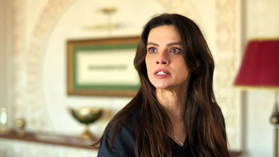 “¡Nadie decidirá por mí!”: Alya estalla cuando intentan convertirla en una esposa sumisa “¡Nadie decidirá por mí!”: Alya estalla cuando intentan convertirla en una esposa sumisa