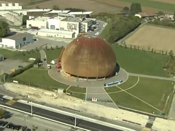 Efem&eacute;rides de hoy 30 de marzo de 2026: Hito del gran colisionador de hadrones