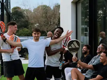 Valverde, Brahim, Vinícius y Brahim jugando a pádel Valverde, Brahim, Vinícius y Brahim jugando a pádel