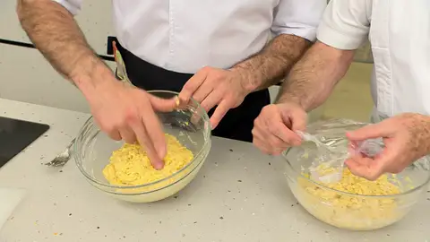 Mezcla hasta que se integren bien todos los ingredientes Mezcla hasta que se integren bien todos los ingredientes