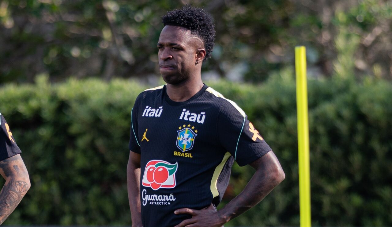 Vin&iacute;cius, concentrado con la selecci&oacute;n brasile&ntilde;a en Orlando