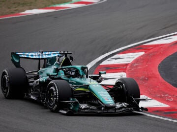El Aston Martin en el circuito de Shangh&aacute;i