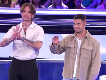 Juan y Marcos, concursantes de Atrapa un mill&oacute;n