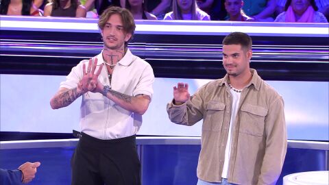 Juan y Marcos, concursantes de Atrapa un mill&oacute;n