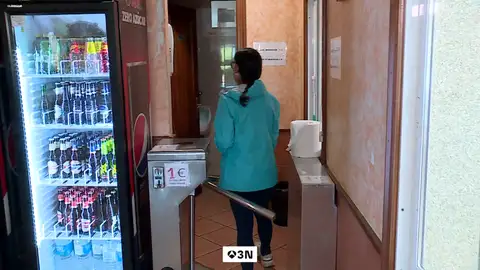 Ante la avalancha de peregrinos, los locales de hostelería del Camino empiezan a cobrar por el baño: "Mantenerlo tiene un precio" Ante la avalancha de peregrinos, los locales de hostelería del Camino empiezan a cobrar por el baño: "Mantenerlo tiene un precio"