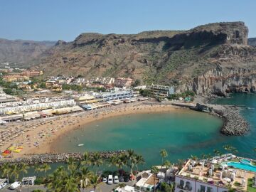 Playa de Mog&aacute;n