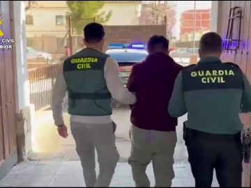 Detenidas tres personas que se hac&iacute;an pasar por repartidores para asaltar viviendas