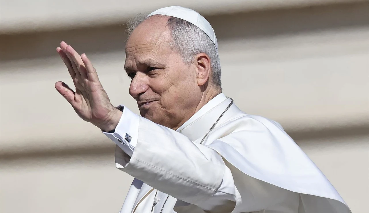 León XIV llega al Principado de Mónaco en la primera visita al país de un Papa