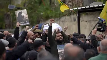 Entierro de un periodista asesinado en Líbano Entierro de un periodista asesinado en Líbano