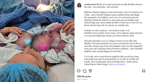 Camila Canto con sus bebés junto a Jesús Castro Camila Canto con sus bebés junto a Jesús Castro