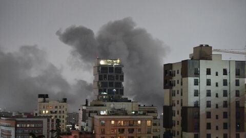 Imagen de archivo de un ataque contra edificios en Teher&aacute;n (Ir&aacute;n)