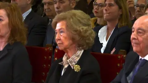 Doña Sofía ante las cámaras en Mallorca Doña Sofía ante las cámaras en Mallorca