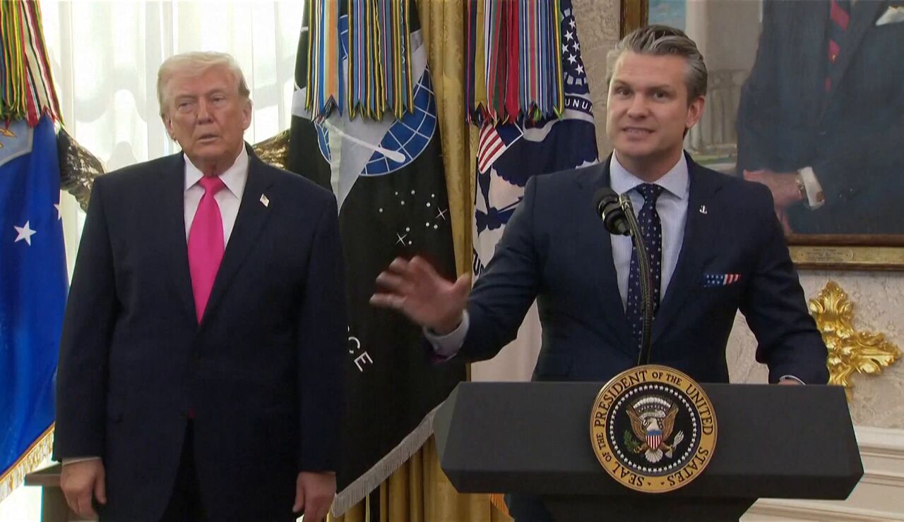 Pete Hegseth y Donald Trump