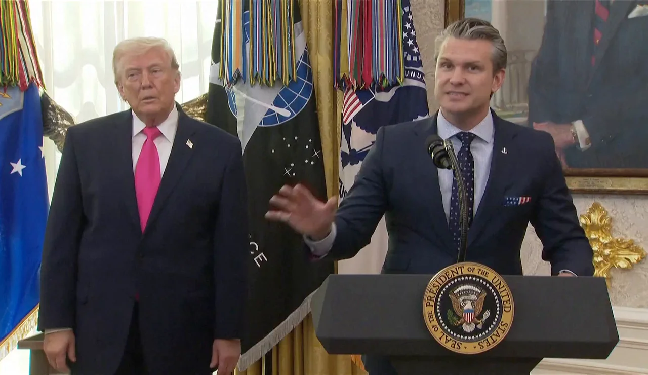 Pete Hegseth y Donald Trump