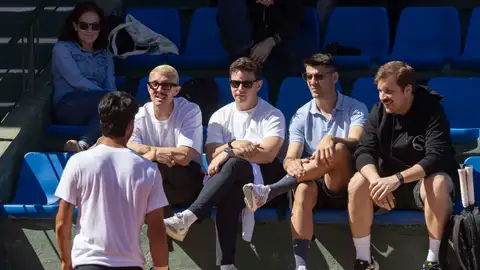 Alcaraz entrena en Murcia ante la atenta mirada de Álvaro Morata Alcaraz entrena en Murcia ante la atenta mirada de Álvaro Morata