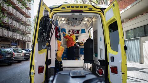 Muere un hombre en Girona tras caerle encima parte de la carga de un pal&eacute; que transportaba en una f&aacute;brica