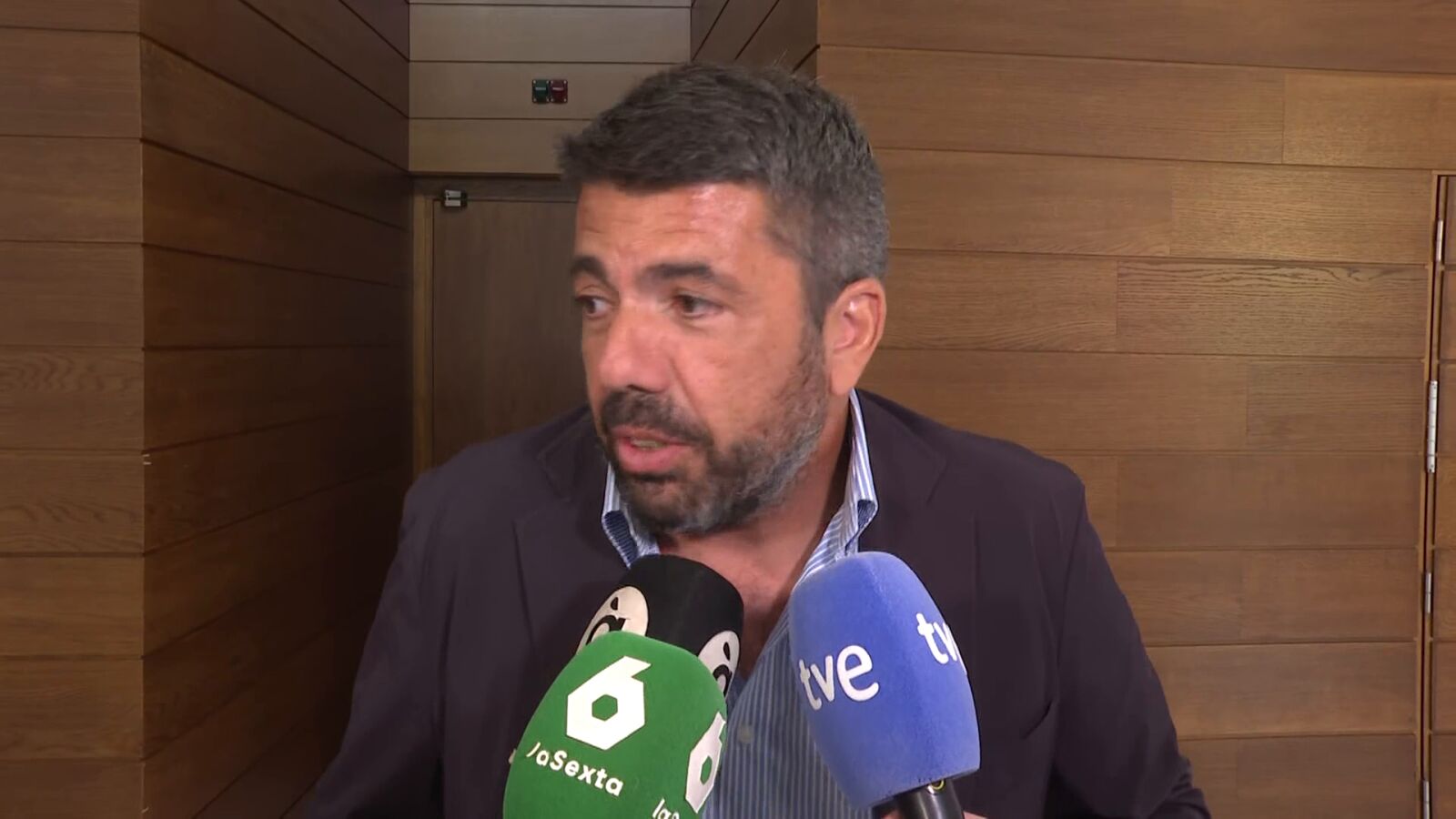 La jueza prohíbe que Mazón se persone en la causa de la DANA