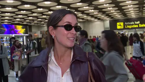 María Pombo en el aeropuerto María Pombo en el aeropuerto