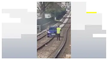 Conductor por las vías ferroviarias Conductor por las vías ferroviarias