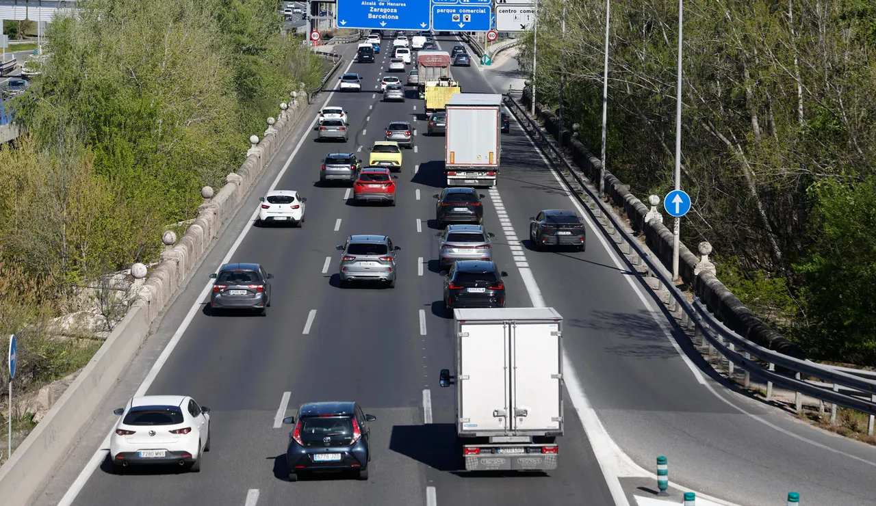 Estado del tráfico en la A-2, carretera de Barcelona, en dirección salida de Madrid