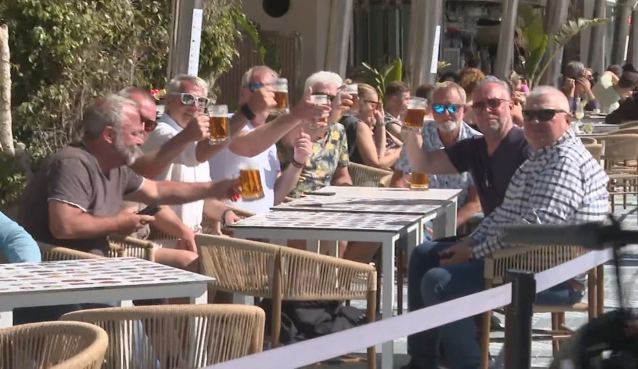 Turistas extranjeros en España