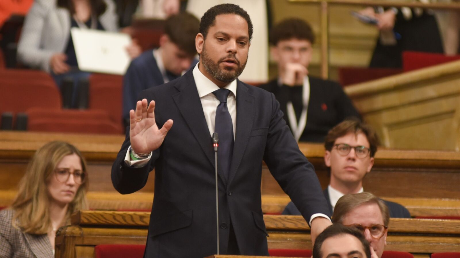 Vox acusa al PP de entorpecer las negociaciones para formar gobierno y les tilda de 