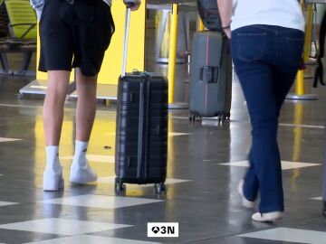 El buen tiempo atrae a muchos turistas a destinos de costa esta Semana Santa