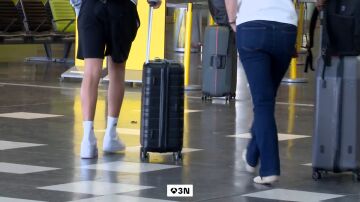 El buen tiempo atrae a muchos turistas a destinos de costa esta Semana Santa