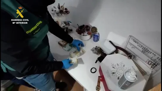Desmantelada una red de narcotráfico en Almería: 6 detenidos y media tonelada de hachís incautada Desmantelada una red de narcotráfico en Almería: 6 detenidos y media tonelada de hachís incautada