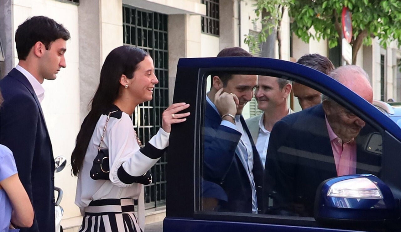 Jorge Navalpotro, Victoria Federica y Froil&aacute;n acompa&ntilde;an al rey Juan Carlos
